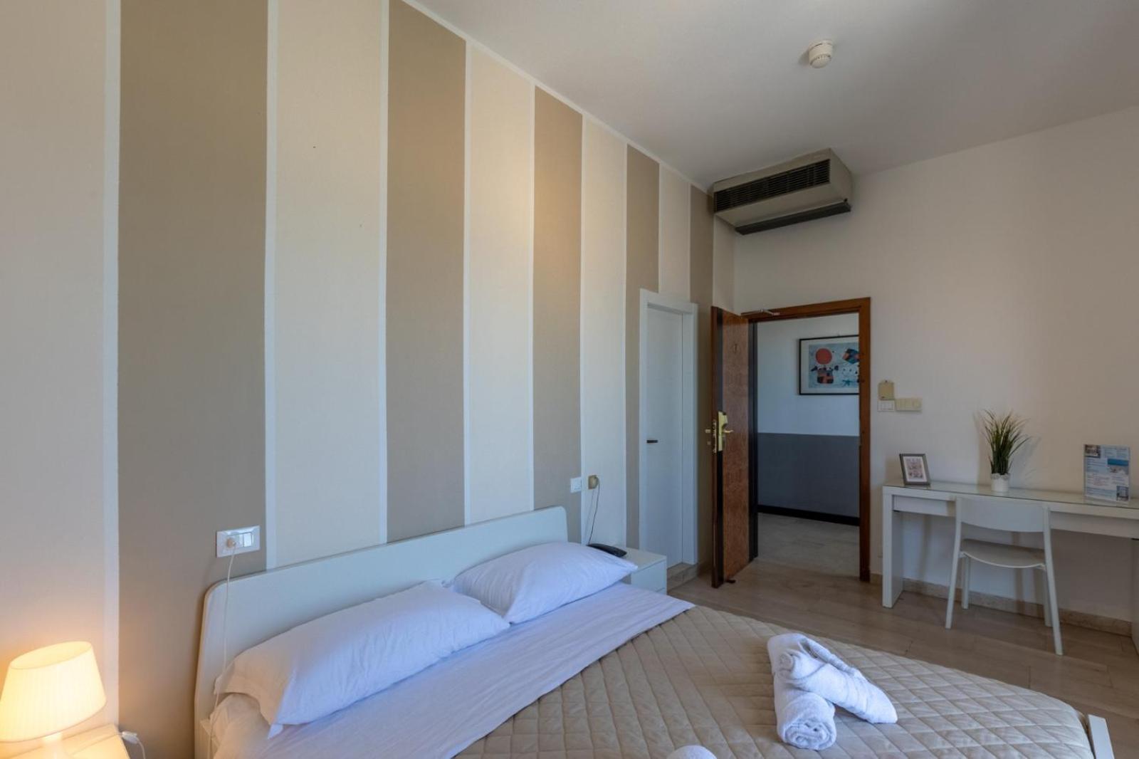 Grand Meeting Hotel Rimini Dış mekan fotoğraf