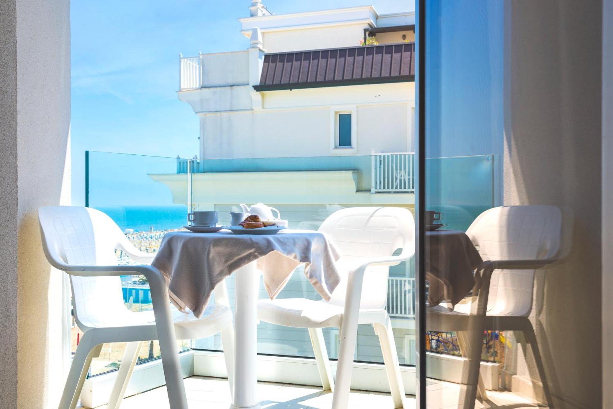 Grand Meeting Hotel Rimini Dış mekan fotoğraf